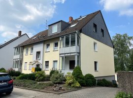 Nähe Mühlbachtal - Helle Dachgeschosswohnung in einem gepflegten 6-Familienhaus!