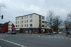 Kleines Ladenlokal im Zentrum von Überruhr. Zur Zeit Schmuck/Goldschmiede, frei ab November 2022