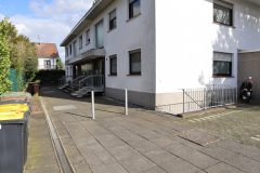 2,5 Raum Wohnung mit Balkon, EBK u. PKW-Stellplatz Nähe Rhein! Nur 10 KM bis nach Bonn Zentrum.