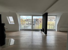 Gehobene Ausstattung! 3-Zimmer Maisonette-Wohnung in Essen-Rüttenscheid mit Balkon und Kamin!