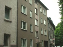 Erdgeschoss. 1,5 Raum Wohnung in zentraler Wohnlage von Frohnhausen. Neben dem Gervinuspark.